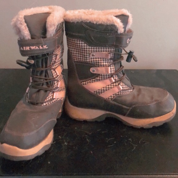 Winter boots - Picture 1 of 1